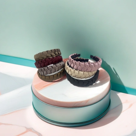 The woven texture hair band is a fashionable and simple hair accessory for women. It is elastic and comfortable The woven texture hair band is a fashionable and simple hair accessory for women. It is elastic and comfortable
